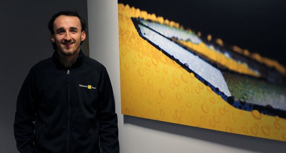 Robert-Kubica-aux-couleurs-du-Renault-F1-Team