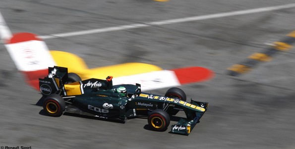 Team-Lotus-Renault-adore-le-Canada