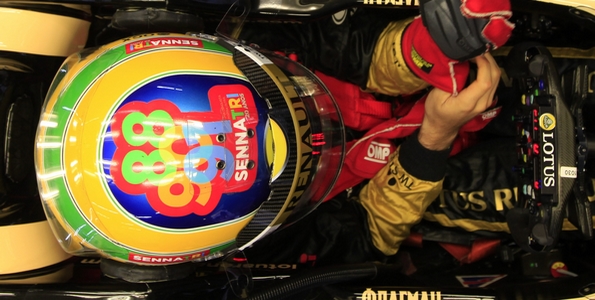 Bruno-arbore-son-casque-lsquo-Senna-Tri-Campaign-rsquo