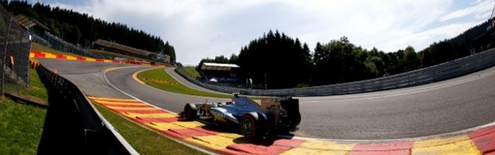 Spa-Qualifs-Hamilton-l-homme-qui-tombe-a-pic