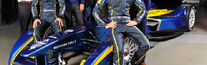 Formule-E-Renault-sponsor-titre-de-l-ecurie-e-DAMS-Renault