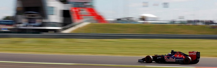 Double-ration-de-points-pour-Toro-Rosso-a-Silverstone