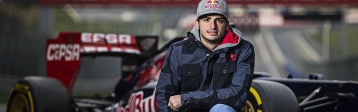 Officiel-Carlos-Sainz-Jr-pilote-Toro-Rosso-Renault-2015