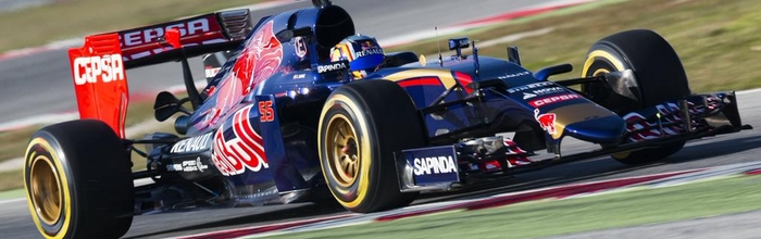 La-Toro-Rosso-Renault-STR10-demarre-bien