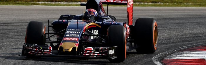 Espagne-Qualif-la-3e-ligne-pour-STR-Renault