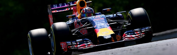 RBR-Renault-et-STR-Renault-repondent-presents-en-Hongrie