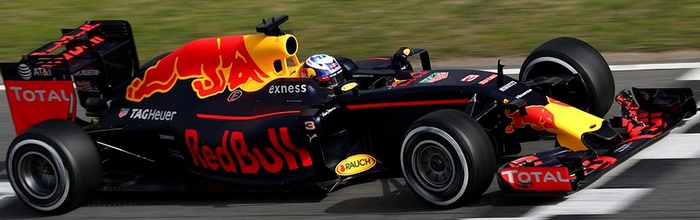 Red-Bull-Racing-fait-le-beau-temps-de-Renault-a-Barcelone