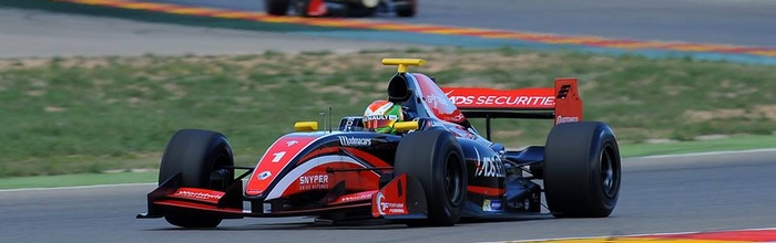 Comme-un-air-de-World-Series-by-Renault-a-Motorland-Aragon