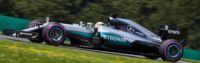 Autriche-Course-Lewis-Hamilton-a-l-arrachee