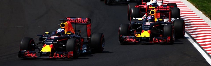 Un-nouveau-podium-pour-Red-Bull-TAG-Heuer-en-Hongrie