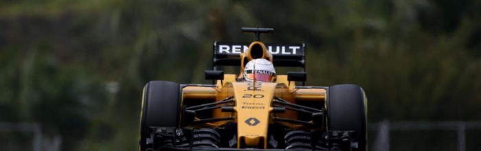 Renault-retrouve-quelques-couleurs-a-Sepang