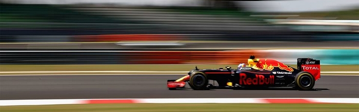 Sepang-Course-Red-Bull-arrache-un-double-sensationnel