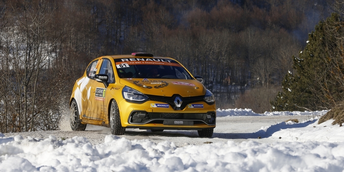 Renault-Sport-Racing-Team-accroche-le-podium-au-Monte-Carlo