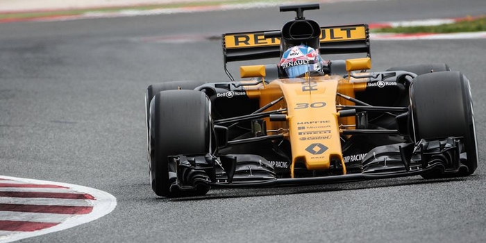 Jolyon-Palmer-a-le-sourire-avec-la-RS17