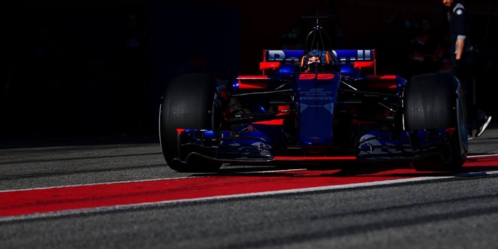 Carlos-Sainz-Jr-ne-veut-pas-penser-a-la-rumeur-Renault