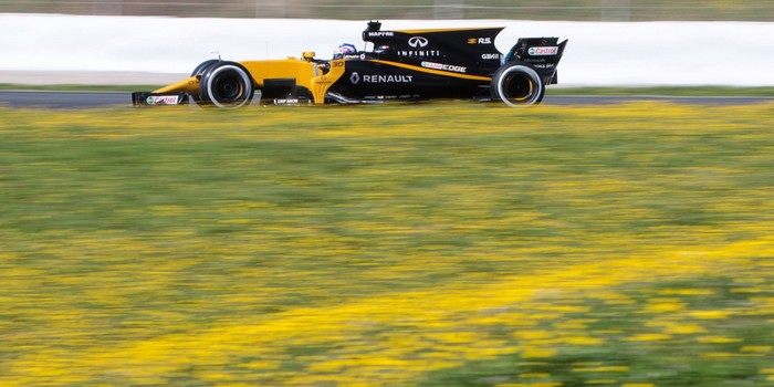 Les-equipes-Renault-a-l-assaut-de-Melbourne