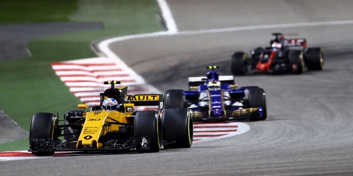 Essais-prives-de-Bahrein-Renault-veut-passer-la-seconde