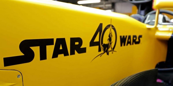 Renault-celebre-a-son-tour-les-40-ans-de-Star-Wars