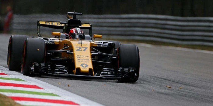 Renault-reste-discret-a-Monza-mais-en-a-encore-sous-la-pedale