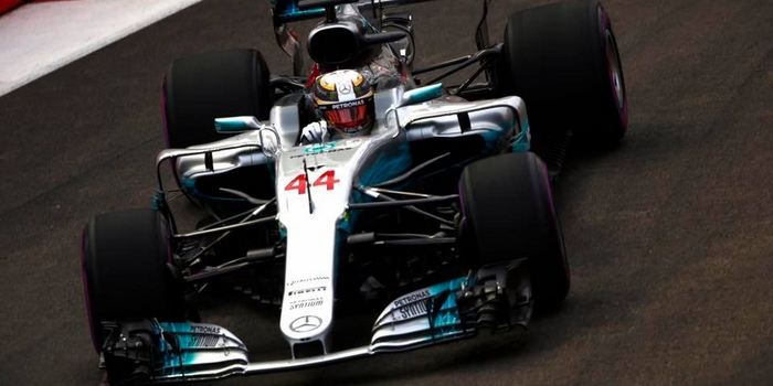 Singapour-Course-Lewis-Hamilton-gagne-et-s-echappe-au-championnat