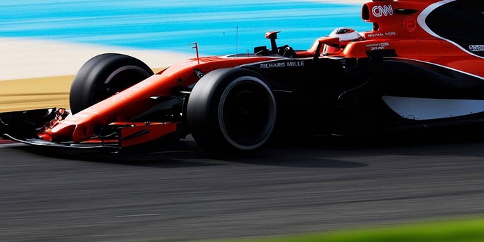 McLaren-pourra-donner-son-avis-sur-les-futurs-moteurs-Renault