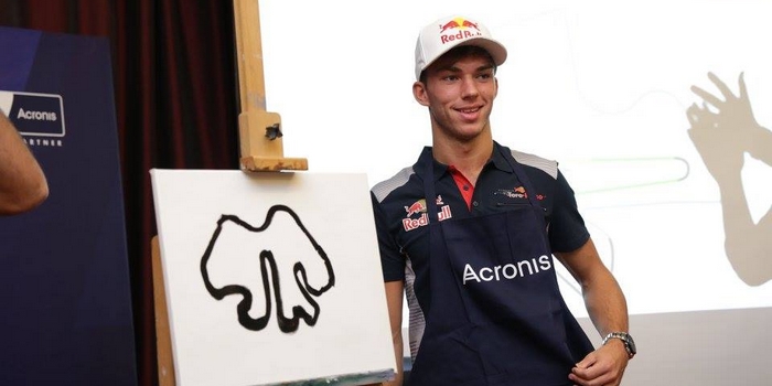 Pierre-Gasly-pret-pour-ses-grands-debuts-en-Formule-1