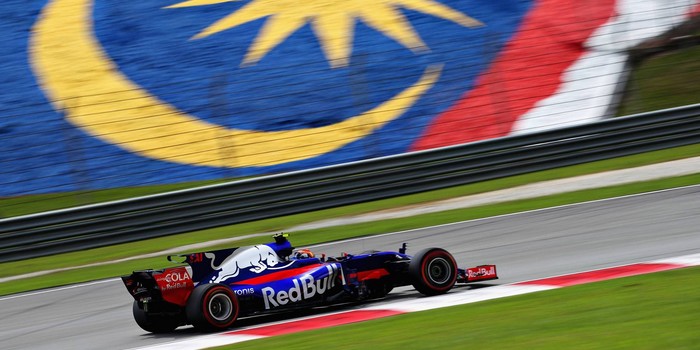 Des-qualifications-opposees-pour-les-clients-Renault-a-Sepang