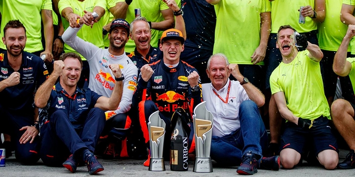 Max-Verstappen-s-impose-a-Sepang-et-retrouve-le-sourire