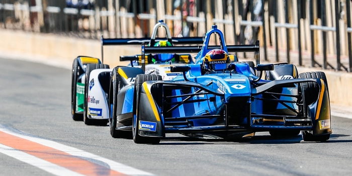 Valencia-EP-J3-Renault-e-Dams-au-rendez-vous-journee-animee-pour-Techeetah