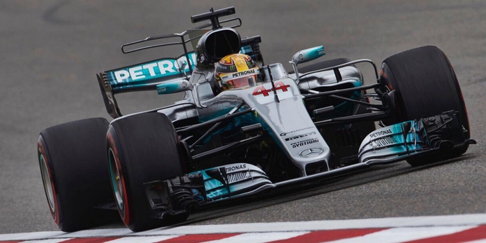 De gros dégâts sur la voiture de Lewis Hamilton au GP d'Autriche - L'Équipe