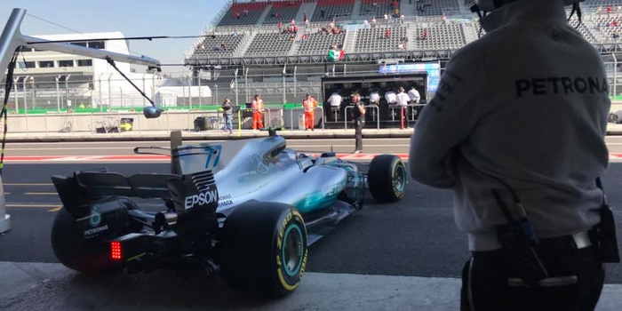 Mexico-EL1-Mercedes-deja-au-top-devant-Red-Bull-et-Ferrari