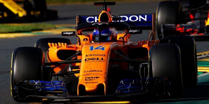 Double-dose-de-points-pour-la-premiere-de-McLaren-Renault