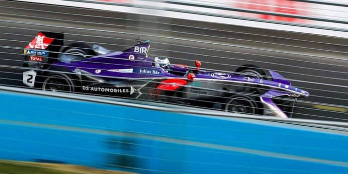 Sam-Bird-s-offre-le-premier-ePrix-de-Rome