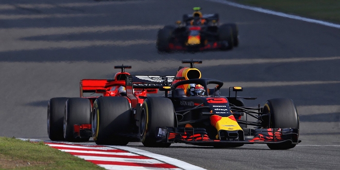 Chine-Course-Course-parfaite-de-Red-Bull-et-Ricciardo-pour-la-victoire