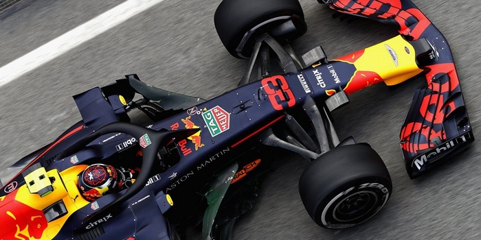 Barcelone-EPJ1-Max-Verstappen-et-Carlos-Sainz-Jr-en-tete