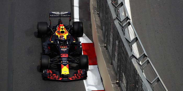 Monaco-EL1-Red-Bull-imprime-deja-sa-marque