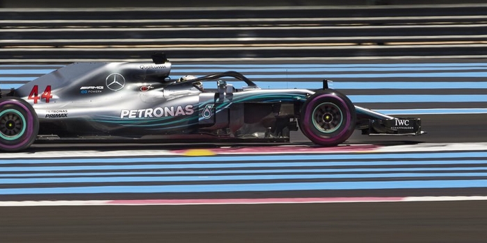 France-EL2-Lewis-Hamilton-confirme-devant-Red-Bull-et-Ferrari