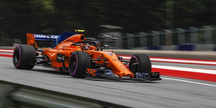 McLaren-Renault-relance-timidement-la-machine-en-Autriche