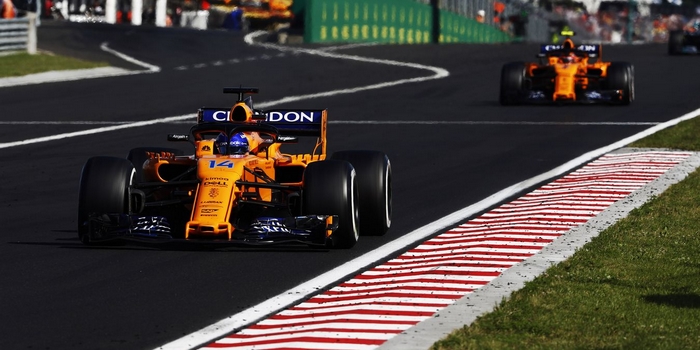 McLaren-Renault-le-miracle-du-dimanche