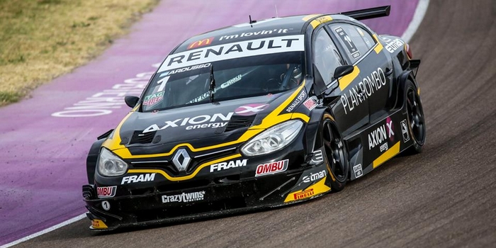 Des-equipes-Renault-a-l-attaque-en-Supertourisme-argentin