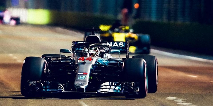 Singapour-Course-Lewis-Hamilton-s-impose-en-patron-Ferrari-se-rate