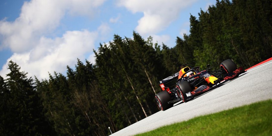 Styrie-EL2-Max-Verstappen-au-top-Daniel-Ricciardo-dans-le-mur