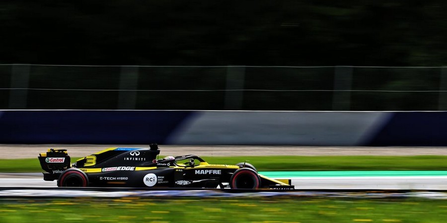 Hongrie-EL1-Lewis-Hamilton-premier-leader-Renault-dans-le-coup