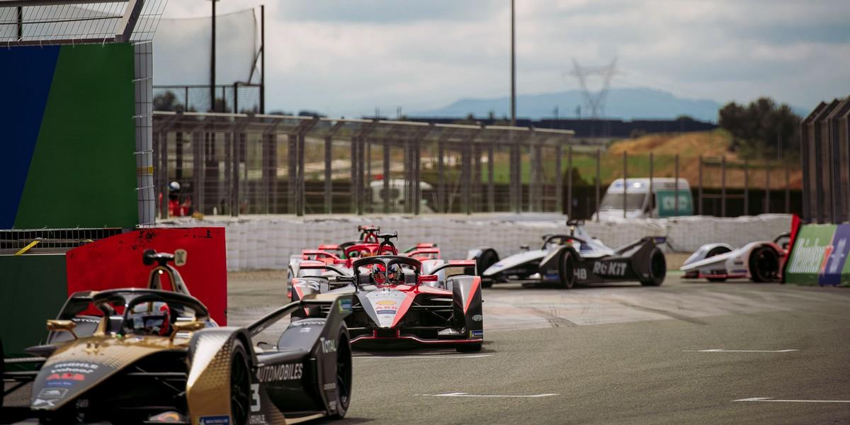 ePrix-de-Monaco-Course-Oliver-Rowland-offre-des-points-a-l-IM03