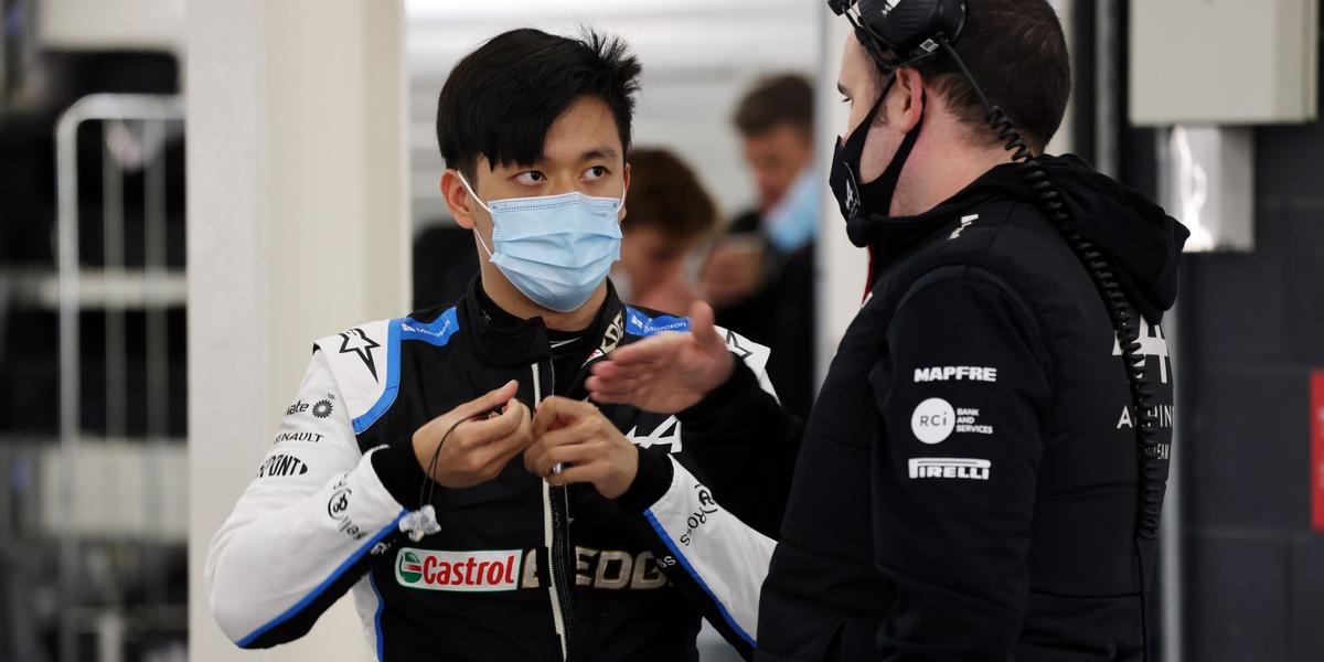 Alpine-Renault-va-offrir-du-temps-de-piste-a-son-espoir-Guanyu-Zhou