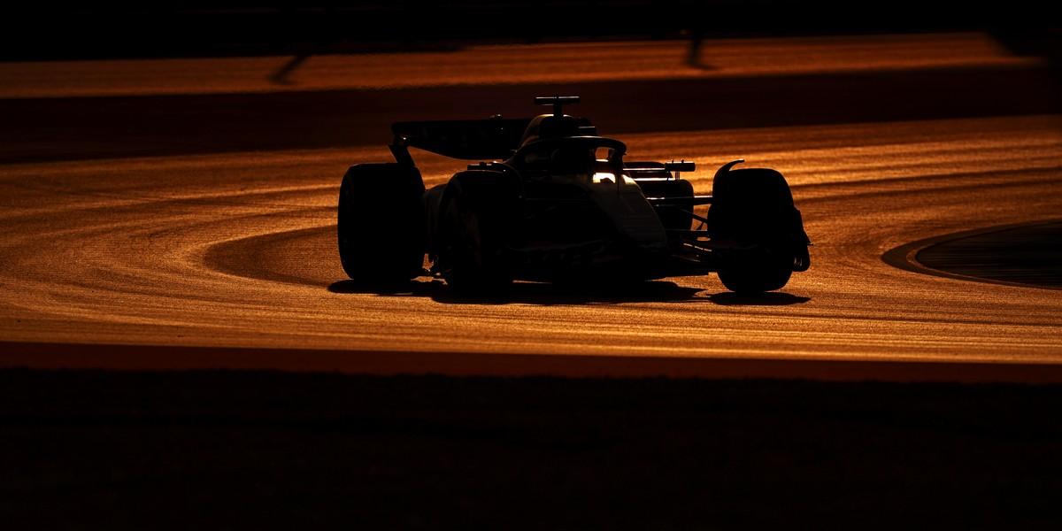 De-retour-au-Qatar-Alpine-Renault-s-illustre-en-qualifications
