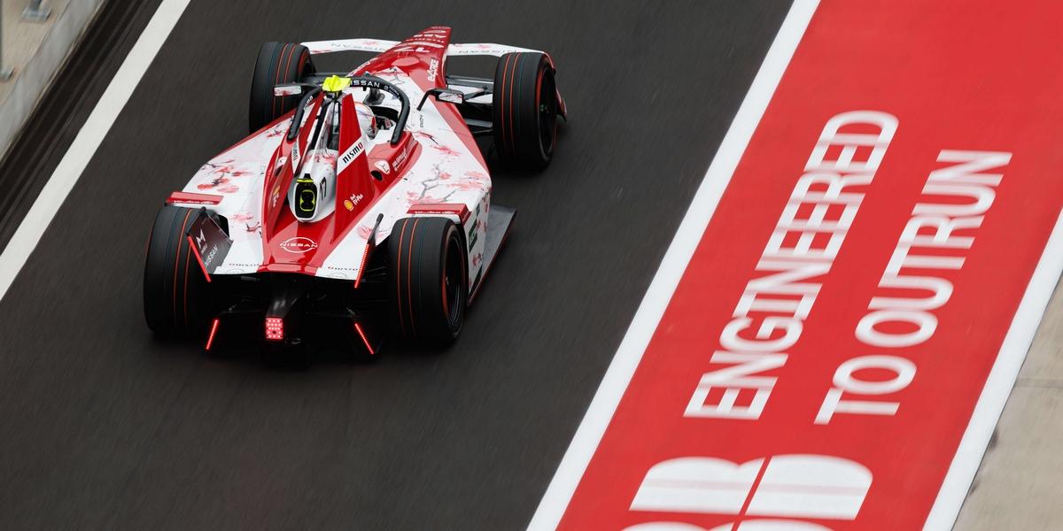 Viry-Chatillon-et-Nissan-engages-dans-la-future-revolution-de-la-Formule-E