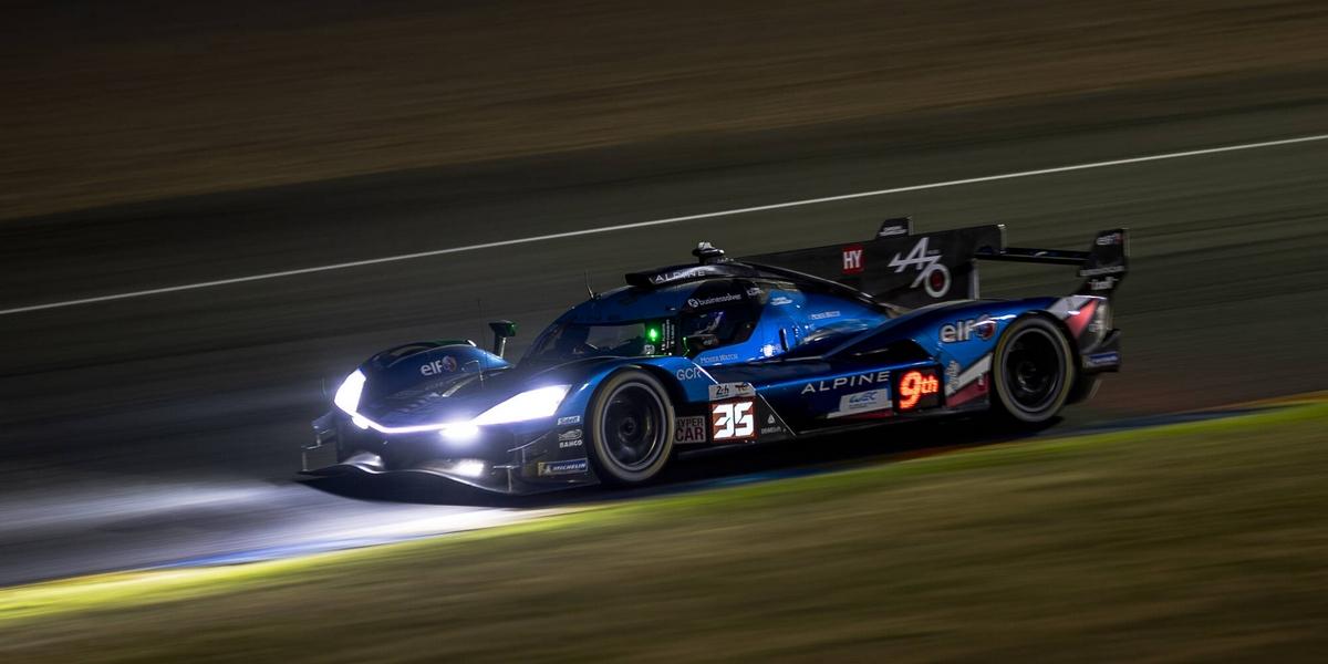 Alpine-Renault-en-Hyperpole-prete-pour-les-24-Heures-du-Mans-samedi