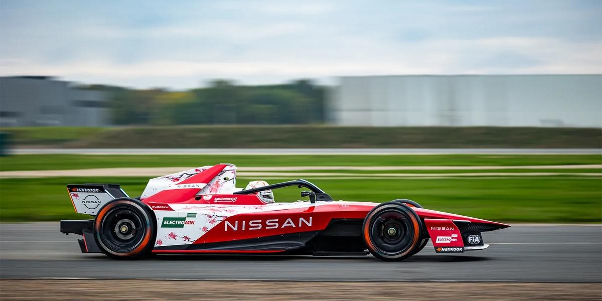 Nissan-presente-sa-nouvelle-e-4ORCE-05-pour-la-Formule-E