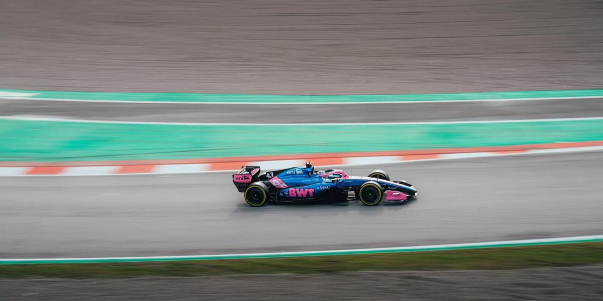 Alpine-continue-d-accumuler-les-tours-avec-sa-nouvelle-A526